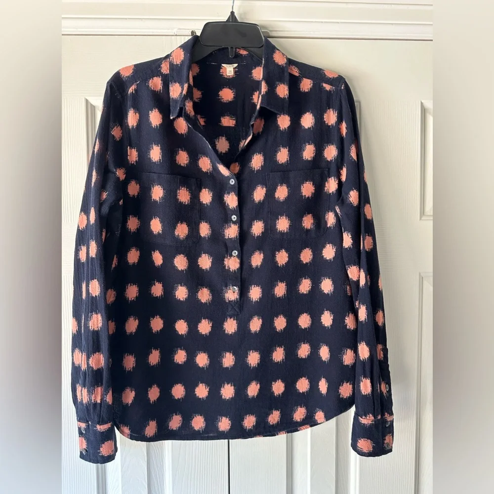 J Crew Pop Over, Long Sleeve, Button Cuff. Sz 10 Good Condition